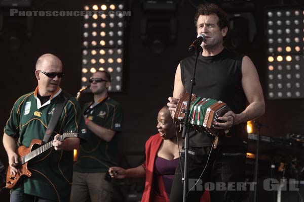 JOHNNY CLEGG - 2007-09-14 - LA COURNEUVE - Parc Departemental - Grande Scene - 